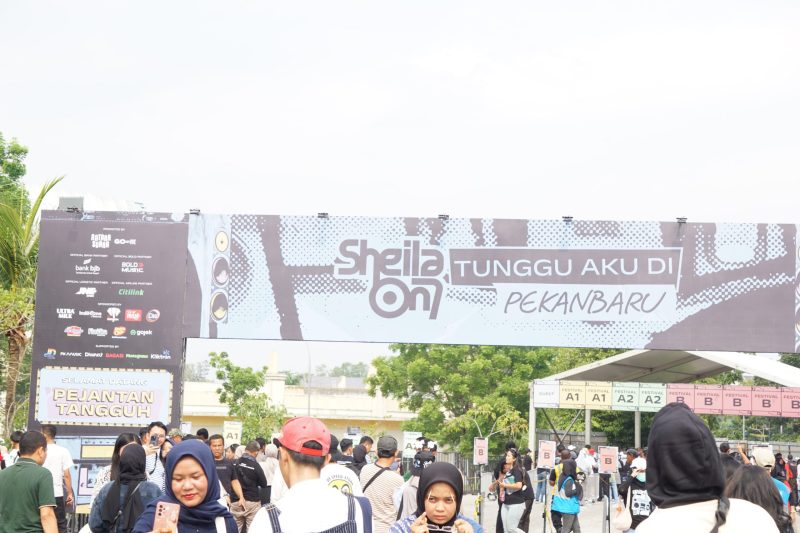 Konser Sheila On 7 di Pekanbaru Sukses dan Meriah, bank bjb Mudahkan Nasabah Dapatkan Tiket 