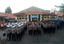Polres Cirebon Kota menggelar Apel Gelar Pasukan Operasi Nataru Lodaya 2025–2026 dengan menyiagakan 450 personel gabungan. Foto: Istimewa